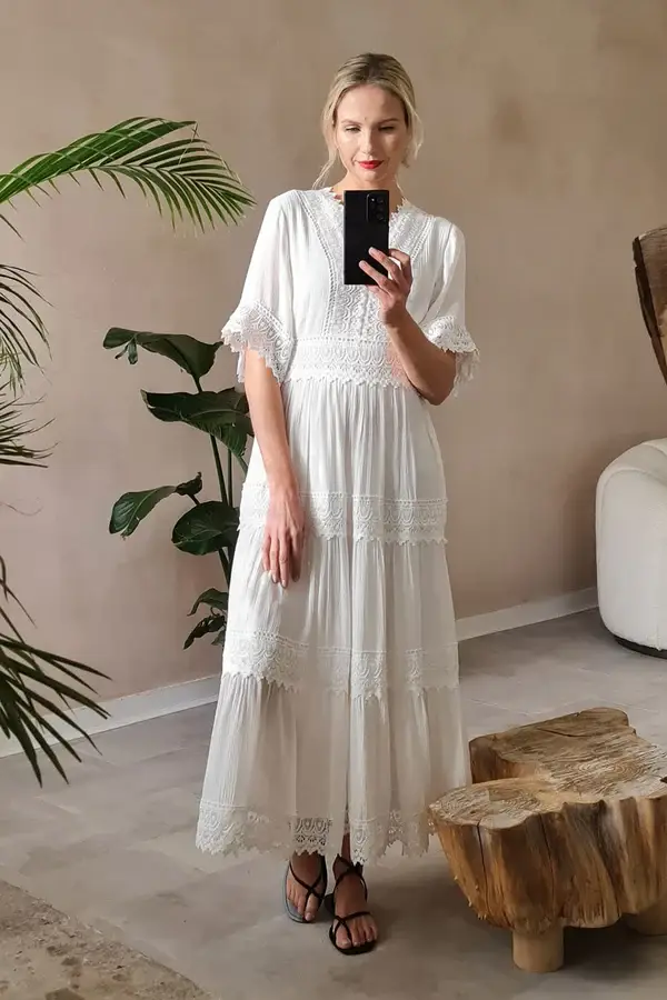 Lace detail Maxi