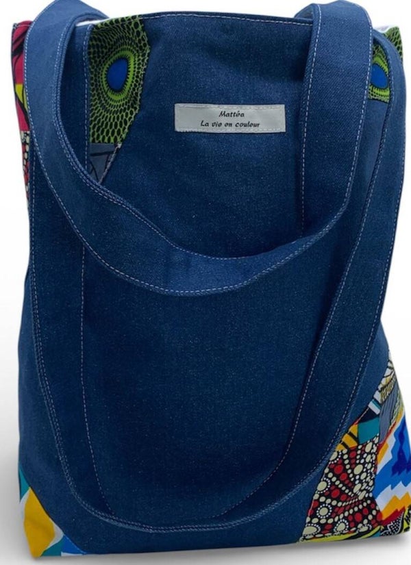 Tote bag