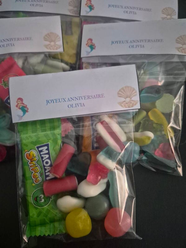 paquets de bonbons  lot de 10 personnalisé selon votre événement et votre thème