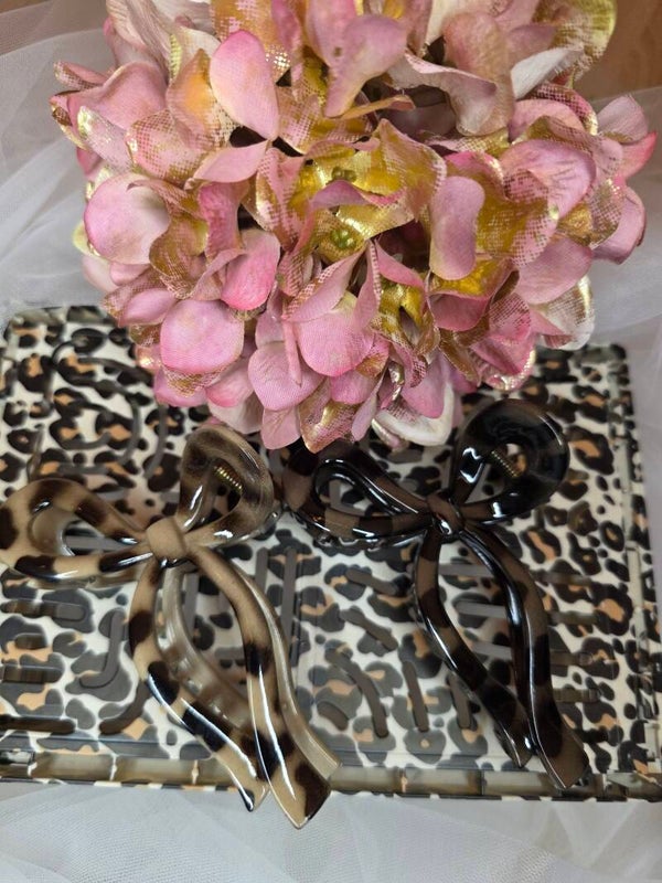 Haarspange „Leo“ – Elegante Schleifenform