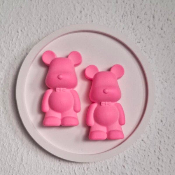 Wandbord roze beertjes
