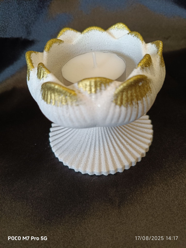 Photophore lotus sur pied