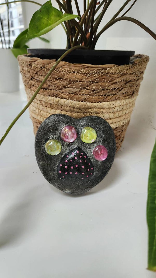 Heartstone Paw - Pink Polkadots