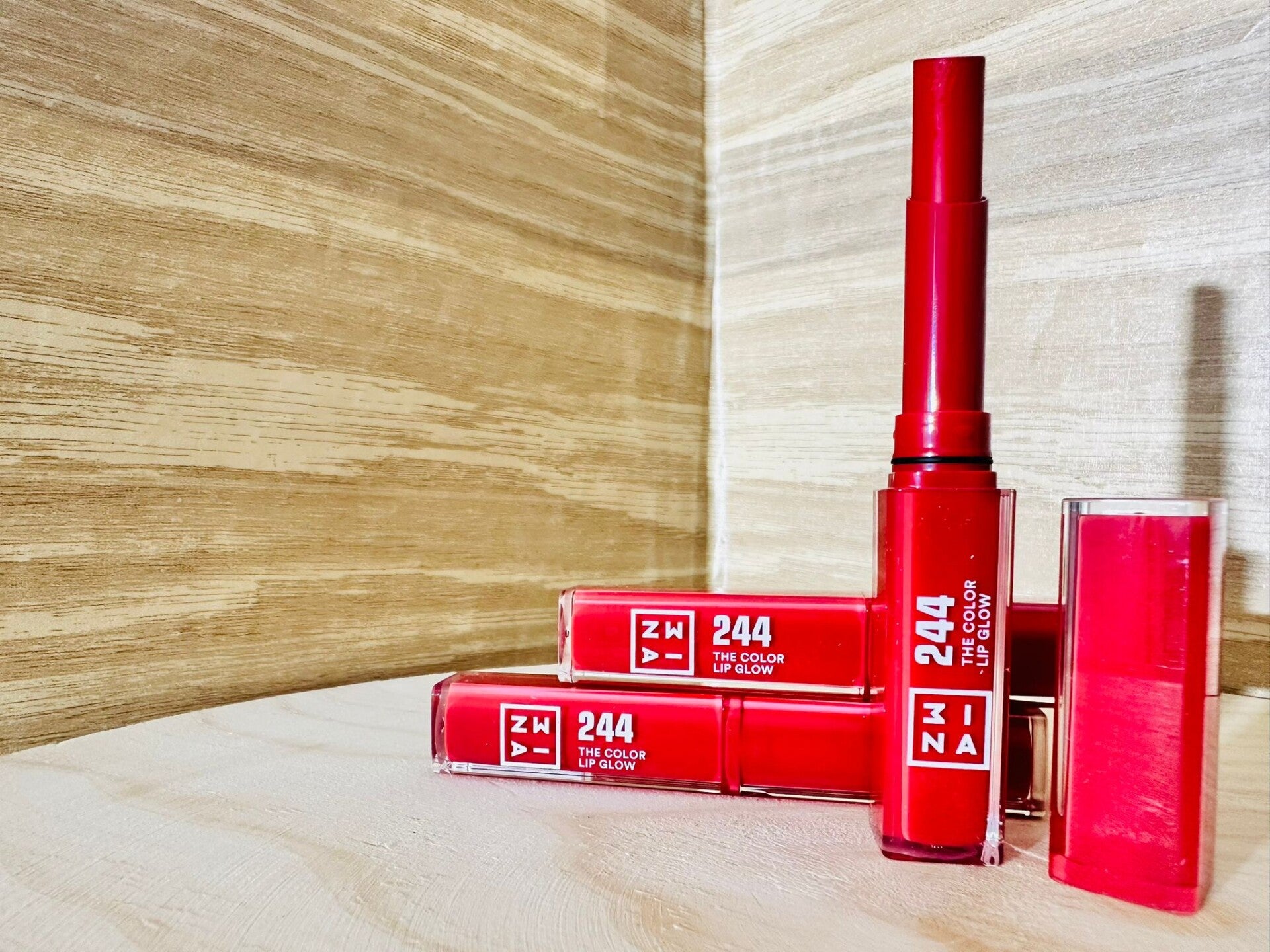 3INA barra de labios rojo 254
