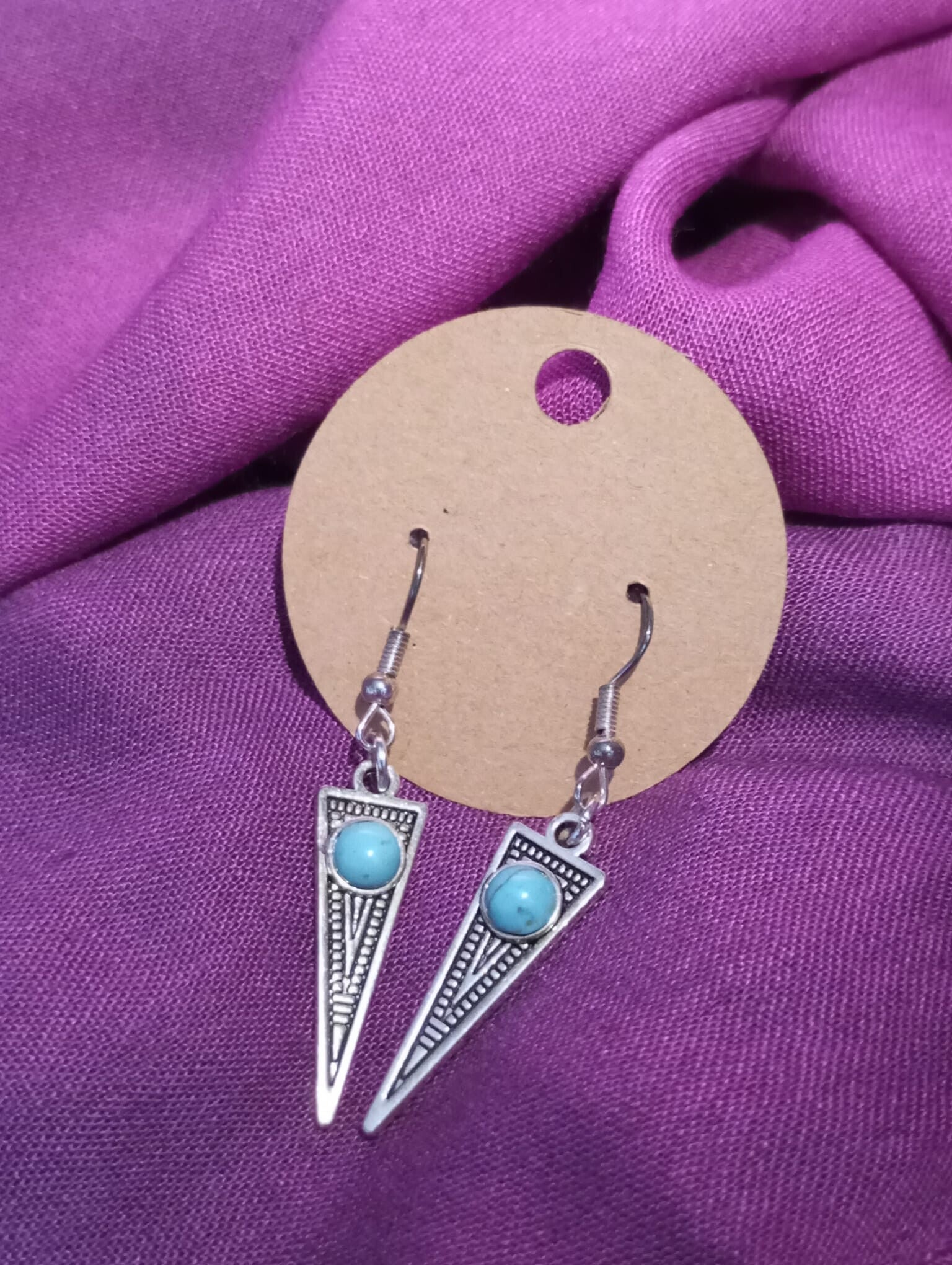 Pendiente triangulo turquesa