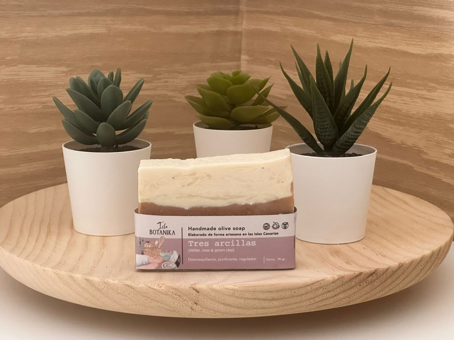 Tres arcillas; blanca, rosa y verde