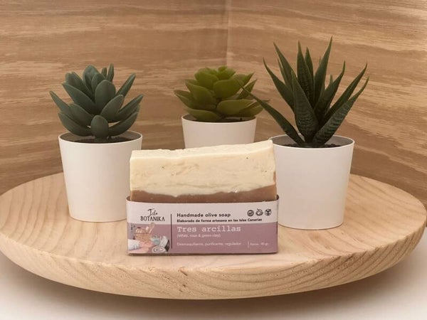 Tres arcillas; blanca, rosa y verde