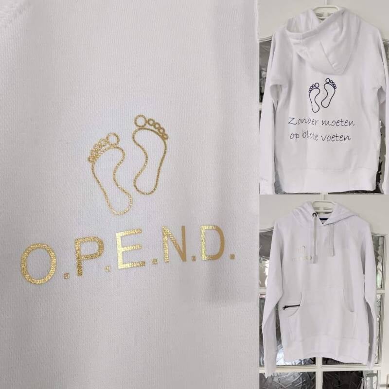 Trui met O.P.E.N.D. erop. Cadeau van cliënt.