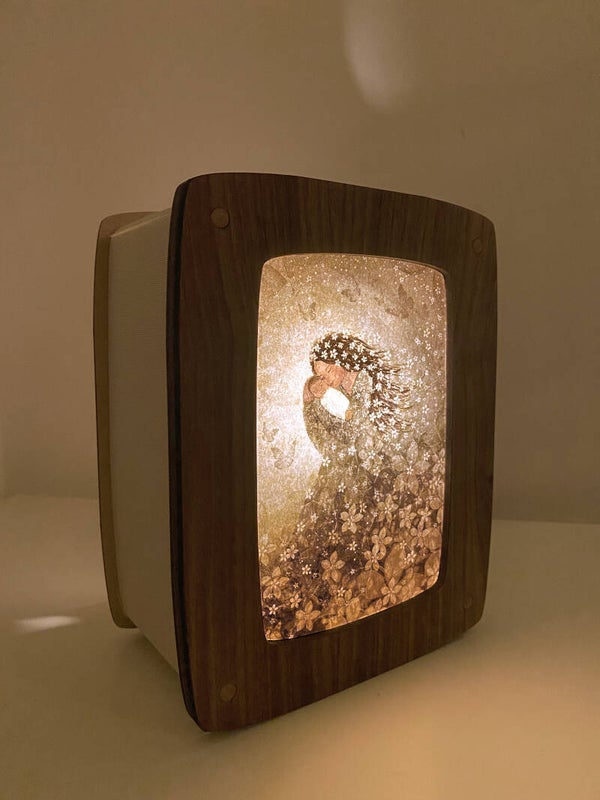 Kaartenlamp WALNUT (geschikt voor A6 formaat kaarten)