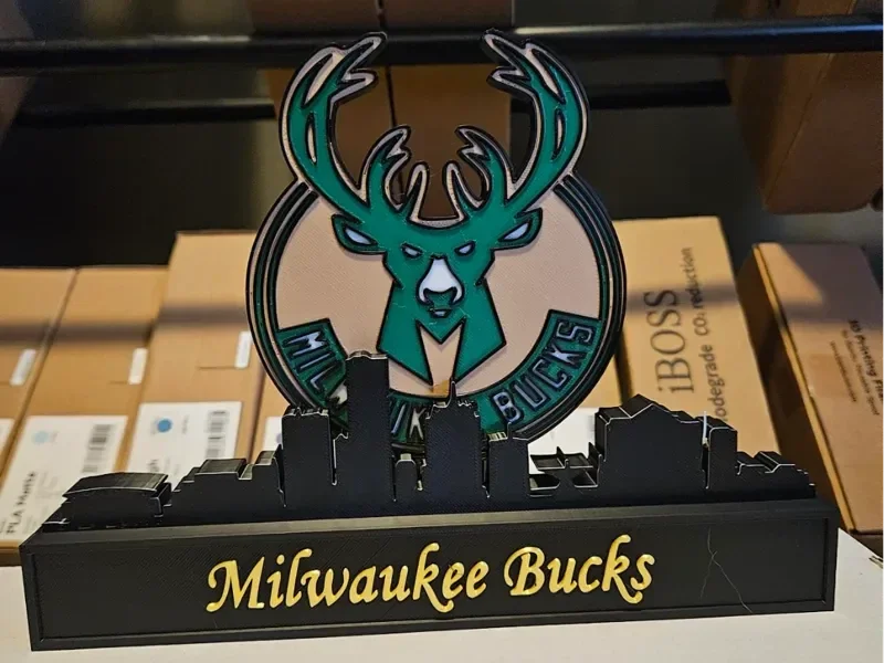 Milwaukee Bucks mit der Skyline