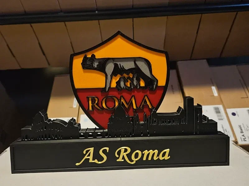 AS Rom mit Skyline von Rom