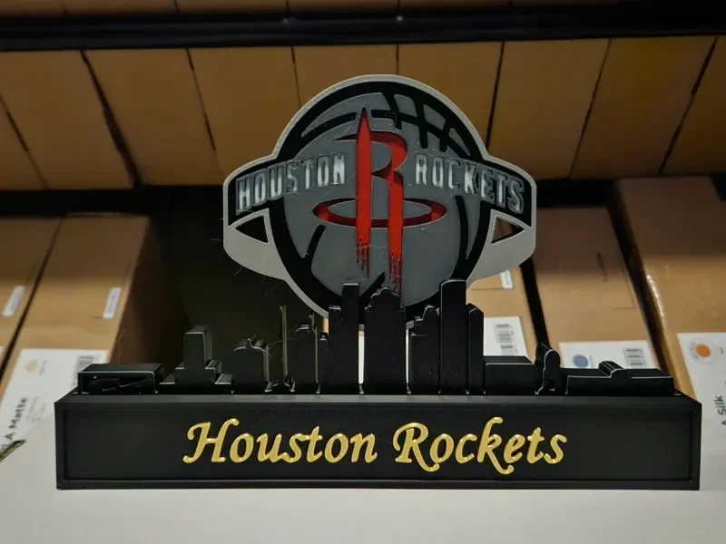 Houston Rockets mit Skyline von Houston