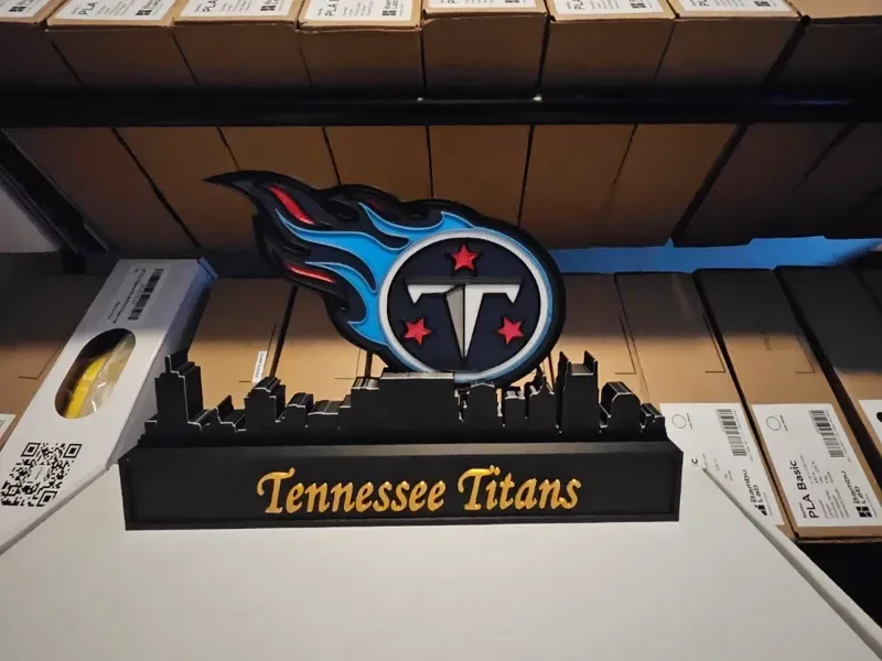 Tennessee Titans mit Skyline von Tennessee