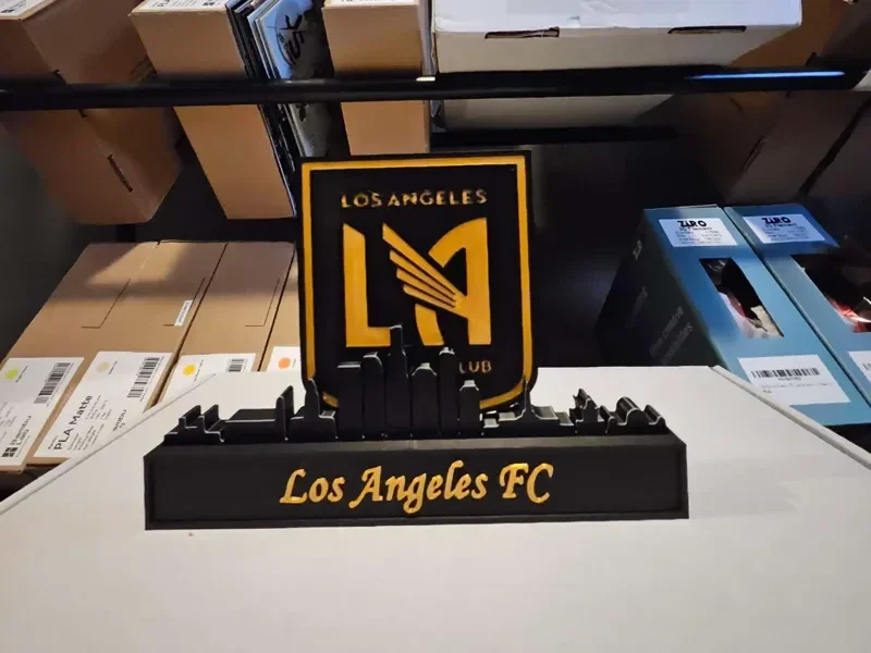 Los Angeles FC mit Skyline von Los Angeles