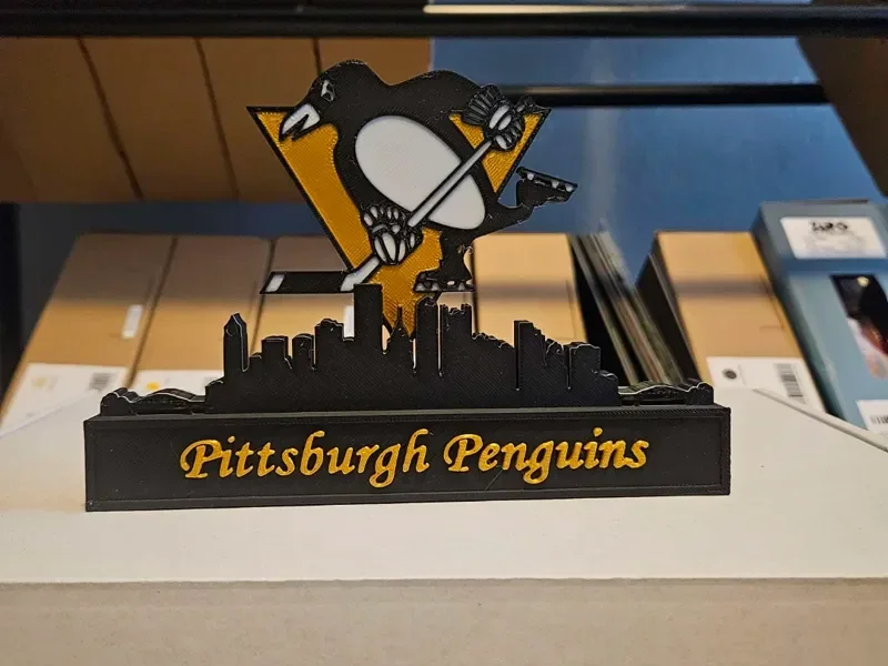 Pittsburgh Penguins mit Skyline von Pennsyl