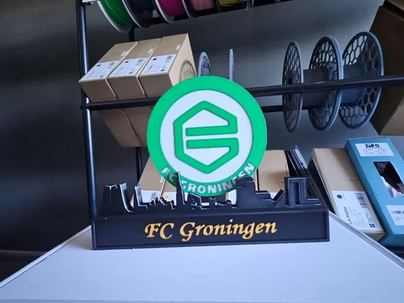 FC Groningen mit Groninger Skyline