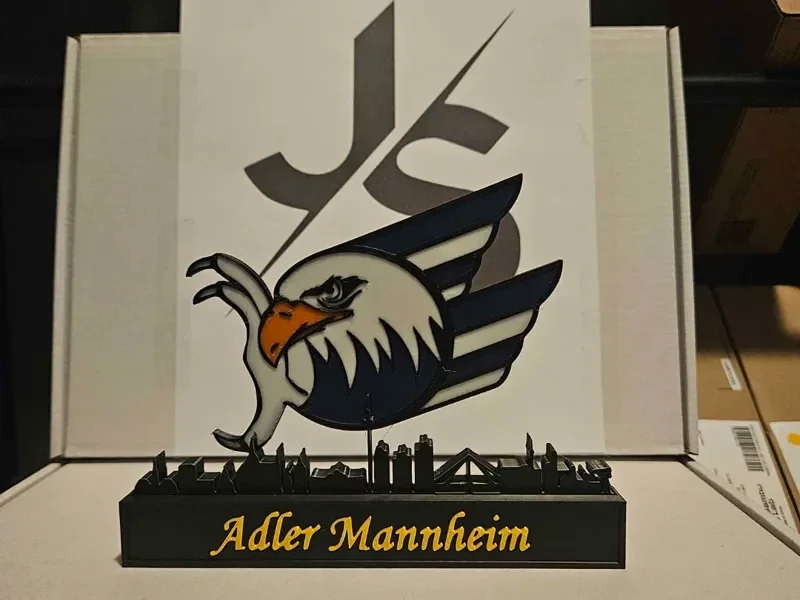 Adler Mannheim with skyline Ice hockey tea