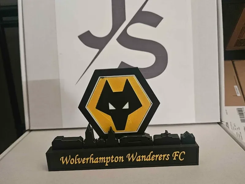 Wolverhampton Wanderers FC mit Skyline