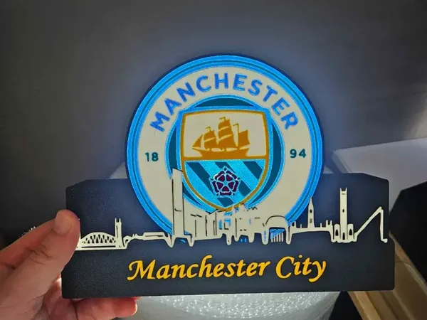 Leuchtkasten Manchester City mit Skyline