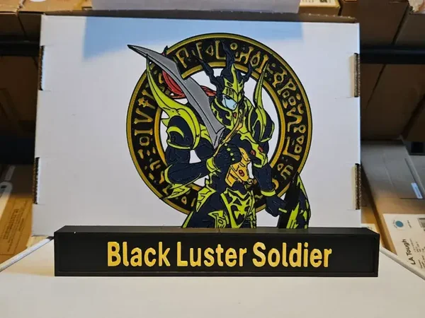 Yu-Gi-Oh Schwarzer Glanzsoldat Display!
