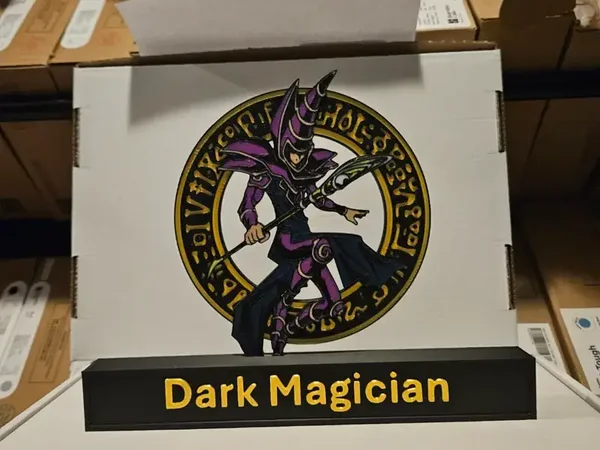 Yu-Gi-Oh Dunkler Magier Display!
