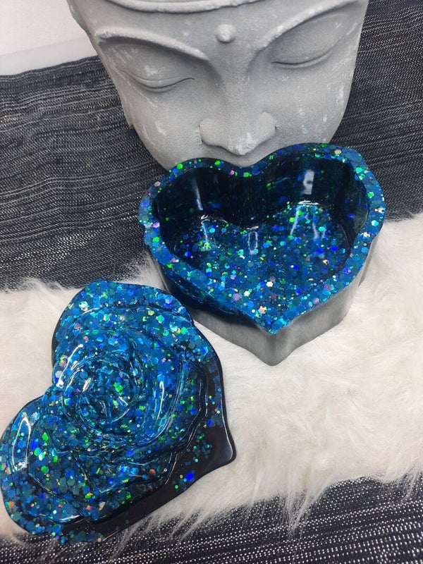 Boite cœur grand modèle noir à paillettes bleues