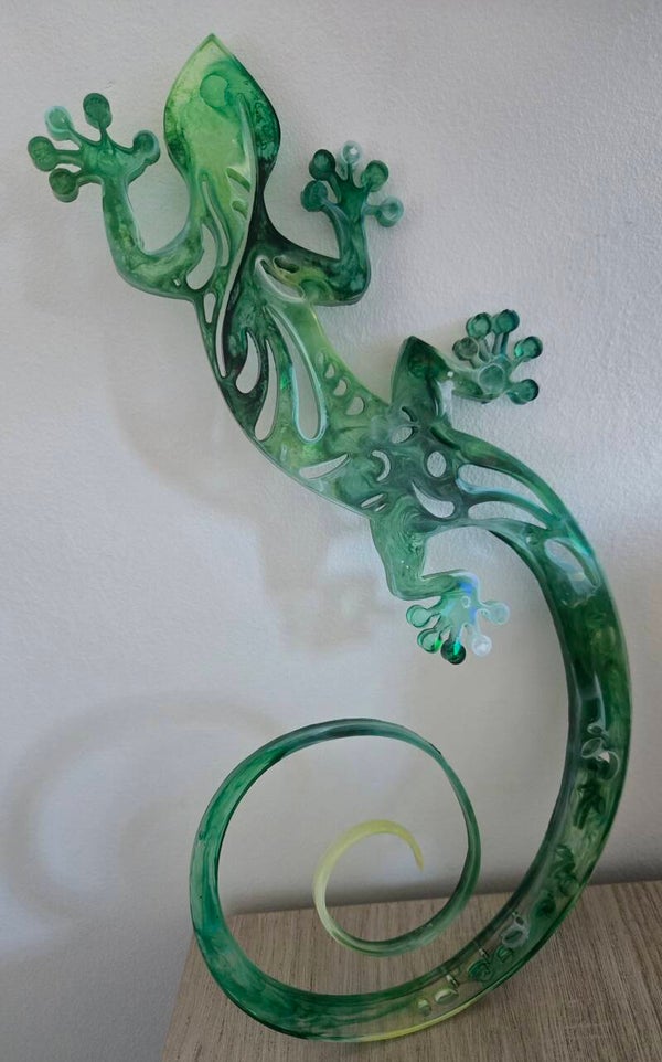 Lézard vert translucide