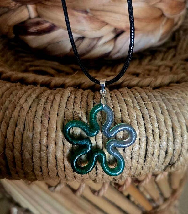 collier fleur vert/gris