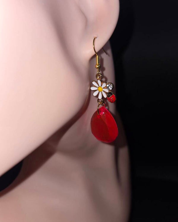Boucles d’oreilles marguerite/coccinelle roses