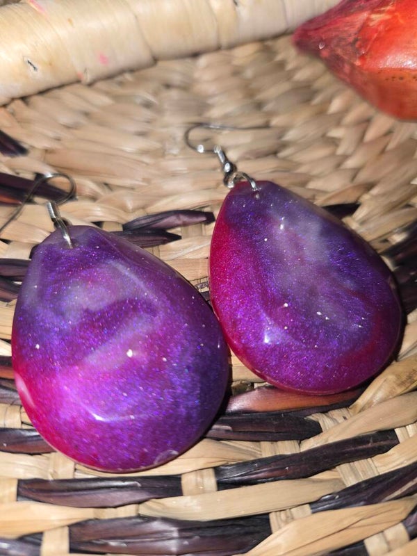 Boucles d'oreilles  violettes/fuchsia/blanches