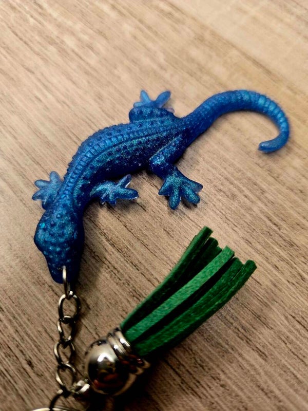 Porte clés lézard bleu foncé