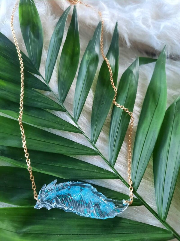 Collier pendentif plume
