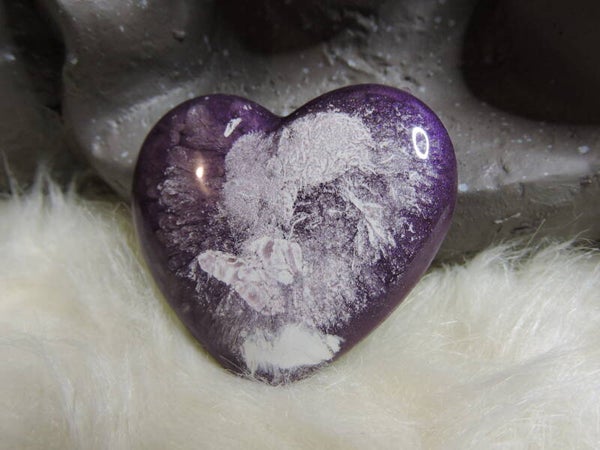 magnet décoratif coeur violet et blanc