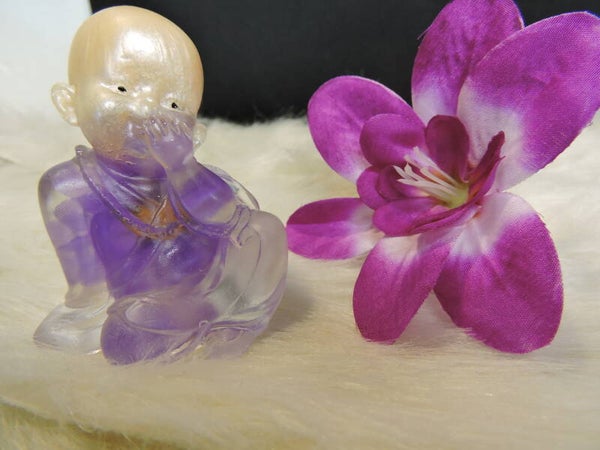 moine rieur champagne et transparent avec fleur