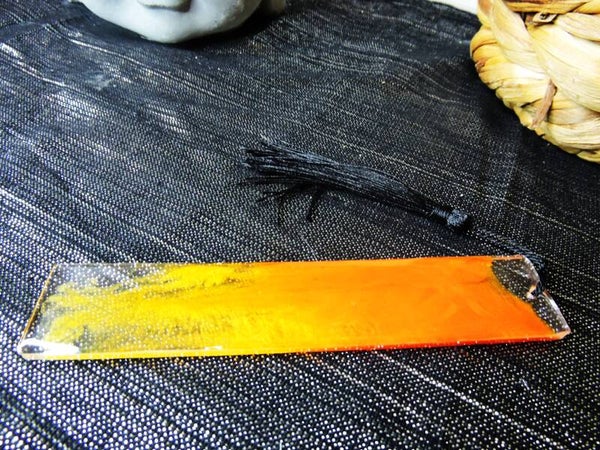 marque page orange/transparent