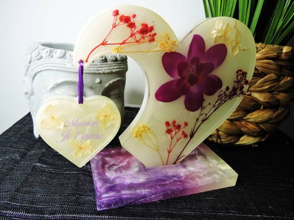 coeur sur scocle fleuri "maman je t aime "