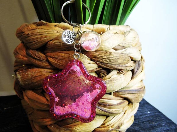 porte clés shaker étoile rose /rouge pailleté