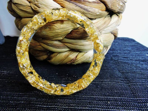 bracelet large transparent avec feuilles d or