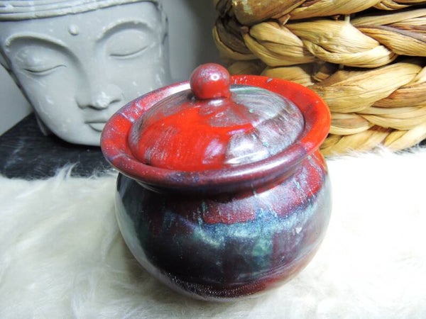 boite chaudron turquoise et rouge