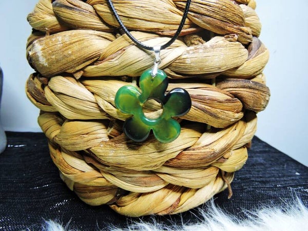 collier fleur vert/violet