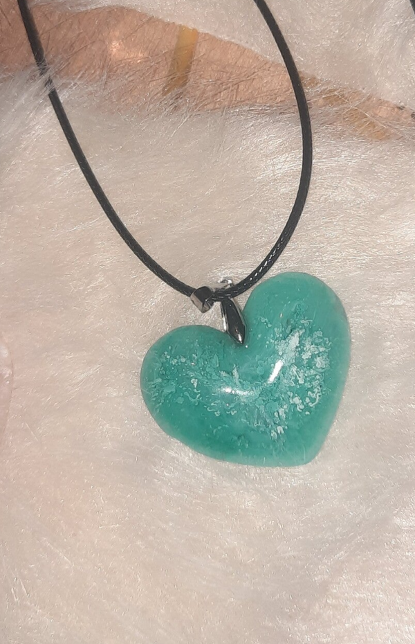 Collier avec pendentif coeur turquoise