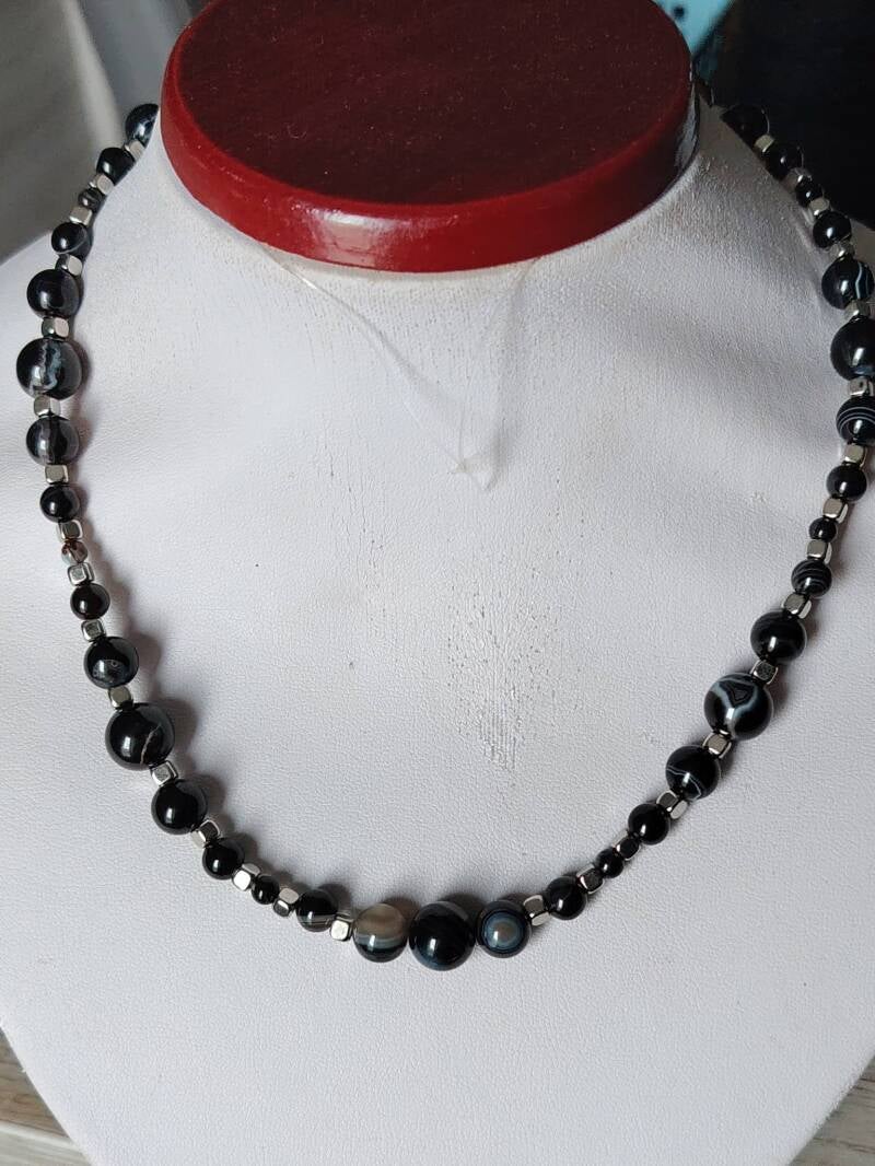 collier-en-onyx-26-standard.jpg