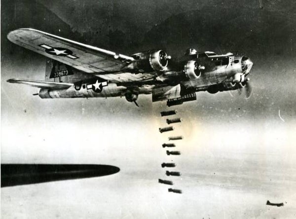 Flying Fortress B-17G Bombs Away