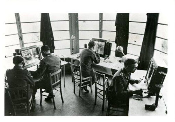 Fotodienst van de Luftwaffe 2  (Persfoto, PK-Aufname, Pressphoto)