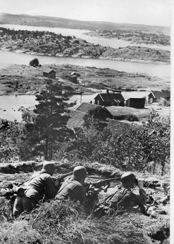 Duitse wachtpost op een Noors eiland (25 aug 1942)