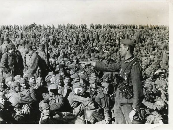 duizenden gevangenen bij Charkow (2 jun 1942)