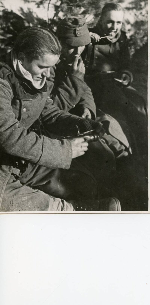 Wapens klaarmaken (3 nov 1943)