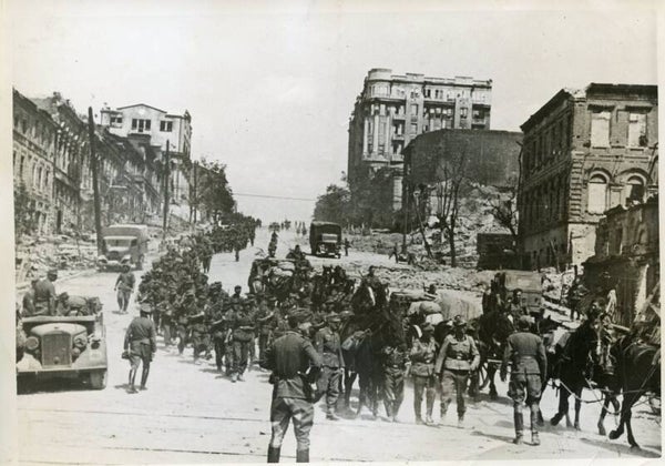 Kolonne Duitse troepen