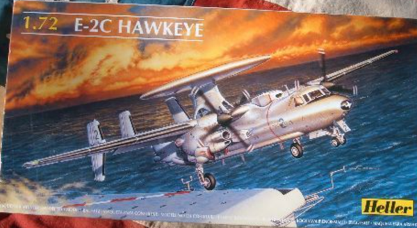 E-2C Hawkeye 1/72 Heller