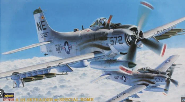 A-1H Skyraider w/special Bomb 1/72 Hasegawa